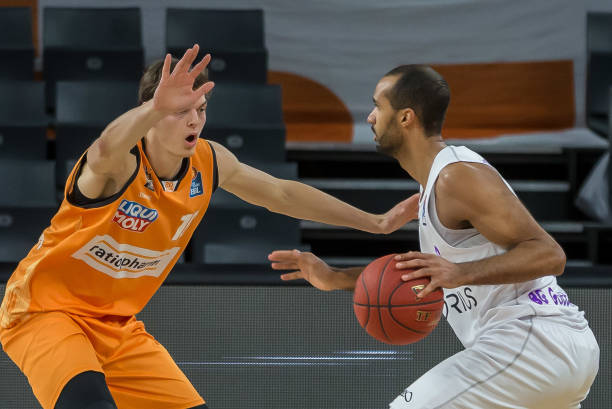 他们几乎没 他们几乎没